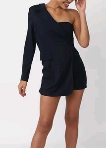 SALEE!! FOREVER 21 One-Shoulder Mini Dress - Black