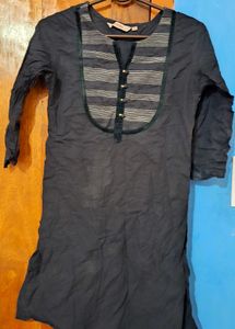 3 Kurtis For 129rs + ONE FREEBIE KURTI