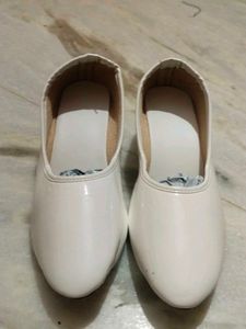 White Pointed-Toe Heels