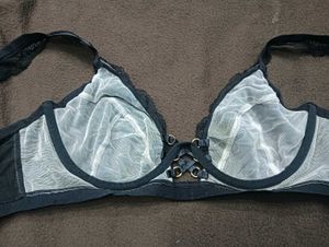 Lace Black Bra 38D🔥