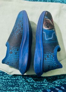 Marvel Slip-On Shoes Size 8