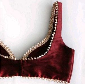 deep neck blouse non padded
