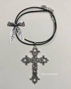 Y2k Vintage Cross Pendant Necklace