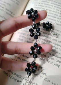 Black Foral Beaded Bracelets