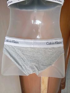 Calvin Klein Bra Set