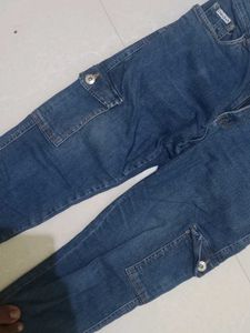 Calvin Klein Cargo Jeans,