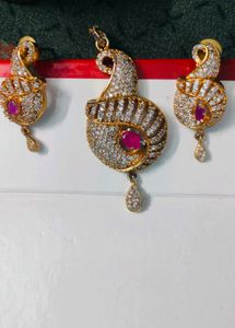 Pendent With Earring(AD Stone)