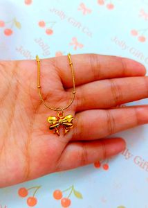 &#34;Elegant aur Cute Bow Neckpiece