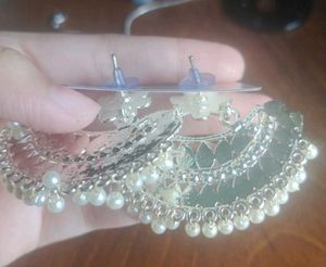 PRICE DROP! Green, Pink And White Kundan