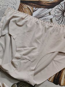 Set Of 4 Briefs 🩲 Women