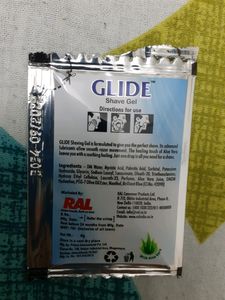 New &amp; Unused Set Of 5 Disposable Razor &amp; Glide Gel