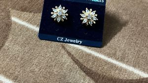 AD Rash Free Earing Studs New!!!!