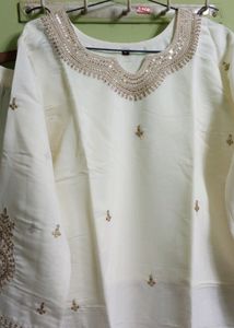 New/Unused Embroidered Dupatta Set