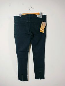 Black Casual Jeans (Women&#39;s)
