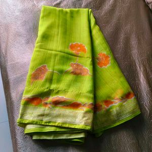 🛍️ Elegant Green Saree ⭐⭐⭐⭐⭐