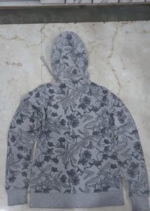 Grey Sweat Shirt Size S brand Max