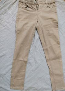 Beige Colour Skinny Jean Size 26