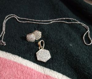 AD Pendent With Chain And Studs Set