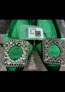 Elegant Green Embellished Flats