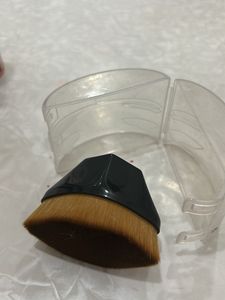 Foundation Brush