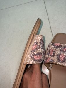 LUNA BLU 39 Stylish Leopard Print Slides
