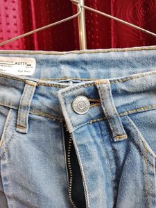 Light Wash Denim Jeans