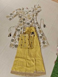 "Ishin" Brand Kurta And Palazzo Set With Dupatta