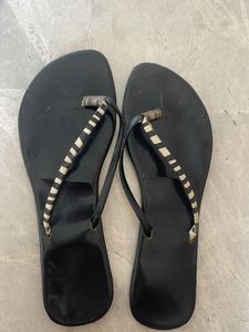 Black Slippers Women