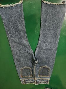 Women&#39;s Jeans