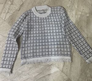 Elegant Textured Knit plaid Sweater