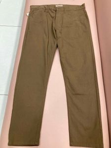 Chinos