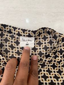 ✨Gold Geometric Co-ord:Chic,Comfy,Ready to Fly🥂