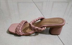 Nude Classics Eridani Block Heels