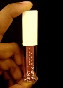 Herb Enriched Liquid Matte Lipstick
