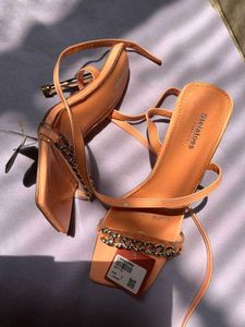 Stelotoes Heels