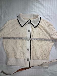 Cute Knit Cardigan size M