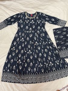 Full Length Anarkali Suit Set.