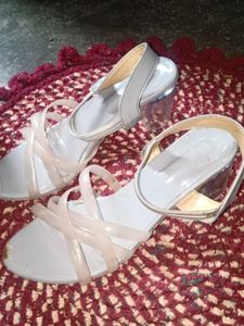 Heel Sandal 👠