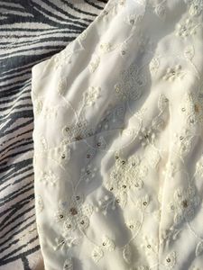 Floral Embroidered Crop Top