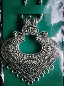 Silver Tone Statement Necklace &amp; Earring Set