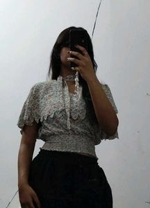 Floral Print Tie-Neck Top