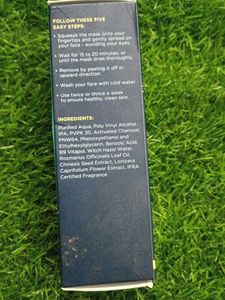 Beardhood Charcoal Peel-off Mask