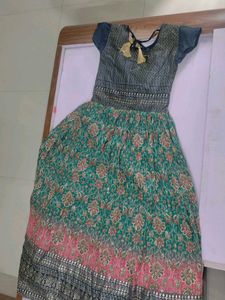 Beautiful Gown with can ca