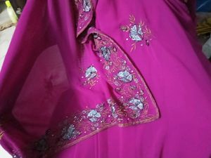 Used Embroidered Chiffon Magenta Color Saree