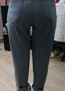 Mom Jeans