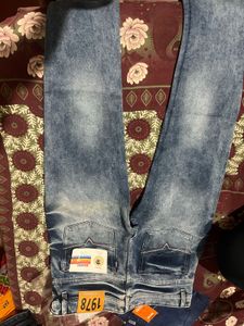 Blue Denim New Jeans For Men