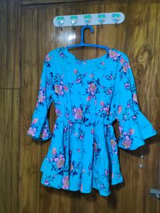 Floral Print Ruffle Sleeve Top/Peplum