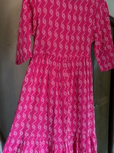 Janasya Printed Tiered Dress With Waist Tie-up