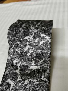 Wild Oats Men Abstract Printed Silver &amp; Black Tie