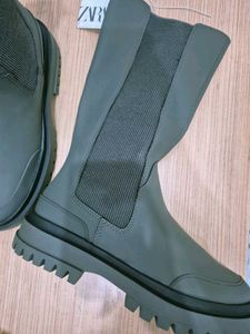 ZARA LIMITED EDITION BOOTS